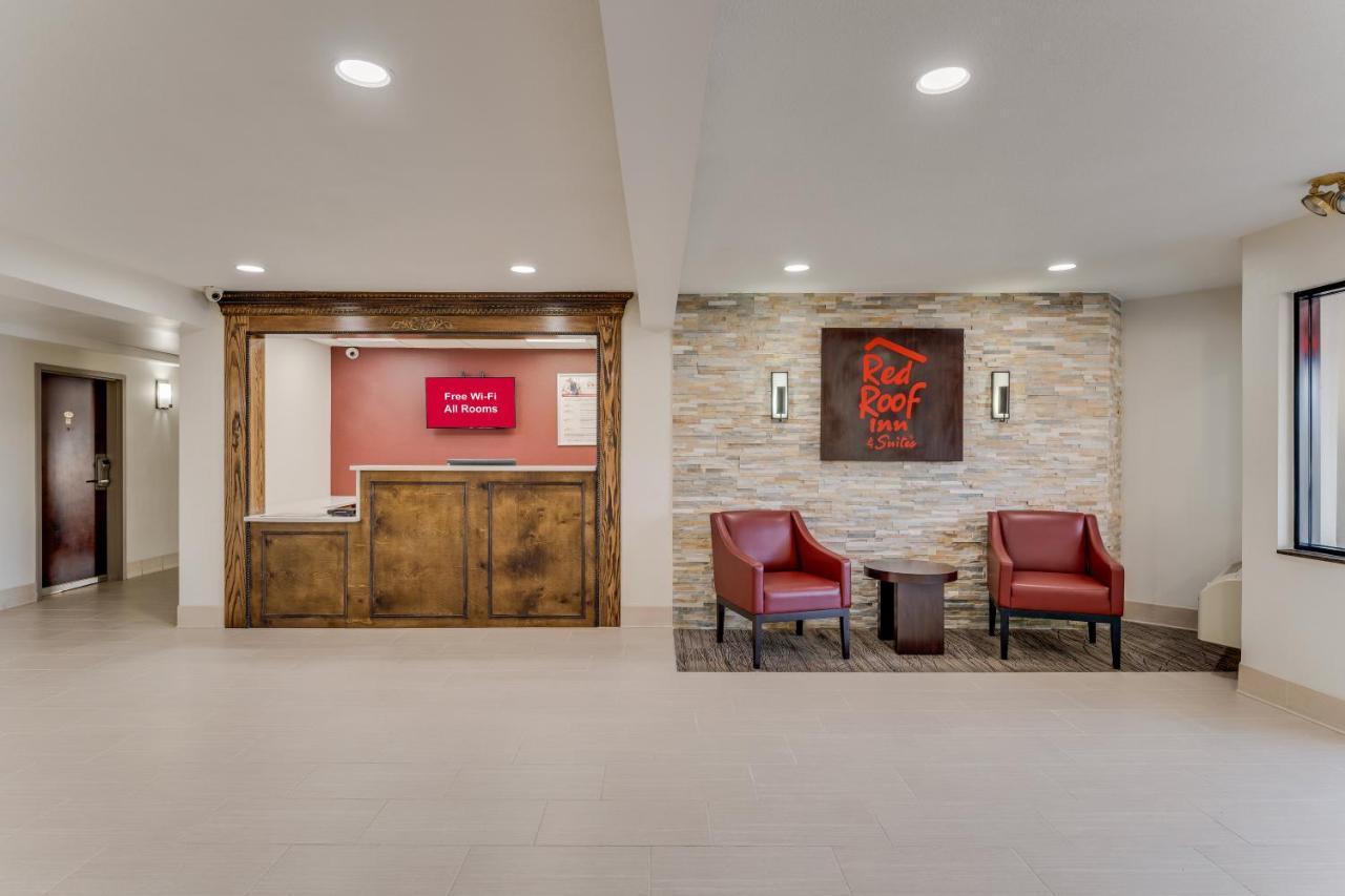 Red Roof Inn & Suites Newport - Middletown, Ri Экстерьер фото