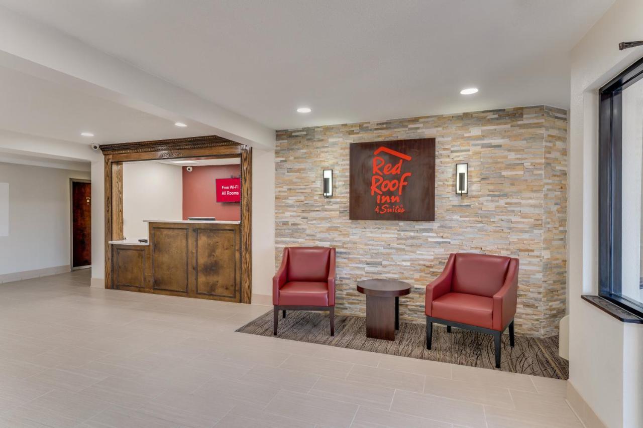 Red Roof Inn & Suites Newport - Middletown, Ri Экстерьер фото